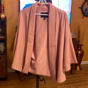 Cute blazer. Can be worn with jeans or dressed up. Never worn.